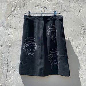 Vintage black pencil skirt with size zip